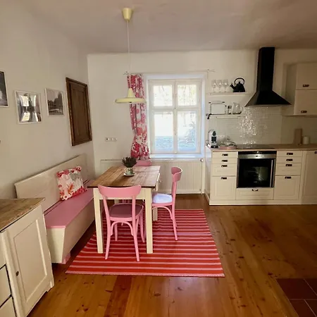 Holiday home Wohnen In Der Alten Backstube *